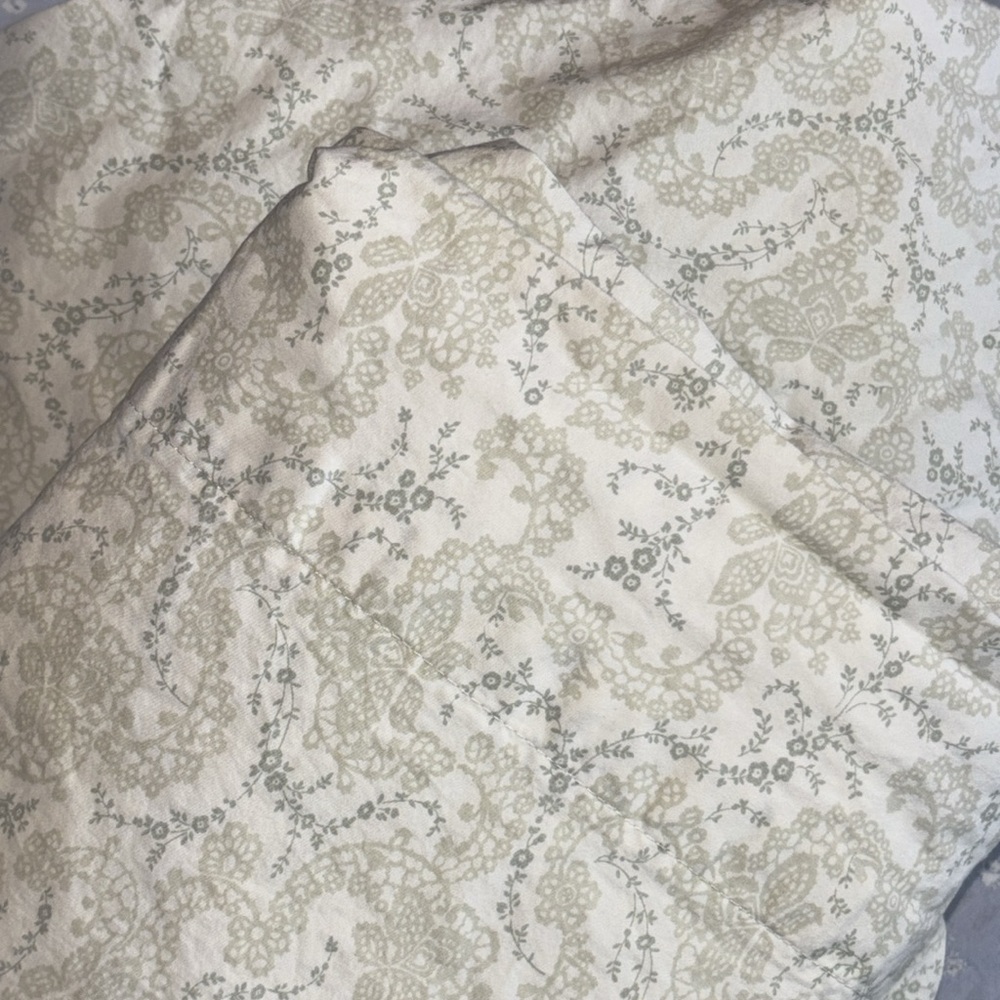 Simply SHABBY CHIC Lace Floral Stitch Simply Shabby Chic Standard Ditsy Twin